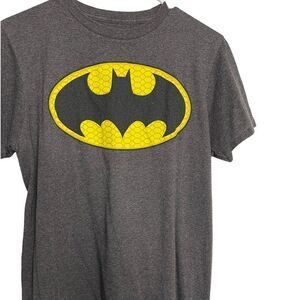 Batman Bat Signal Short Sleeve Shirt Grey Yellow Size XXL